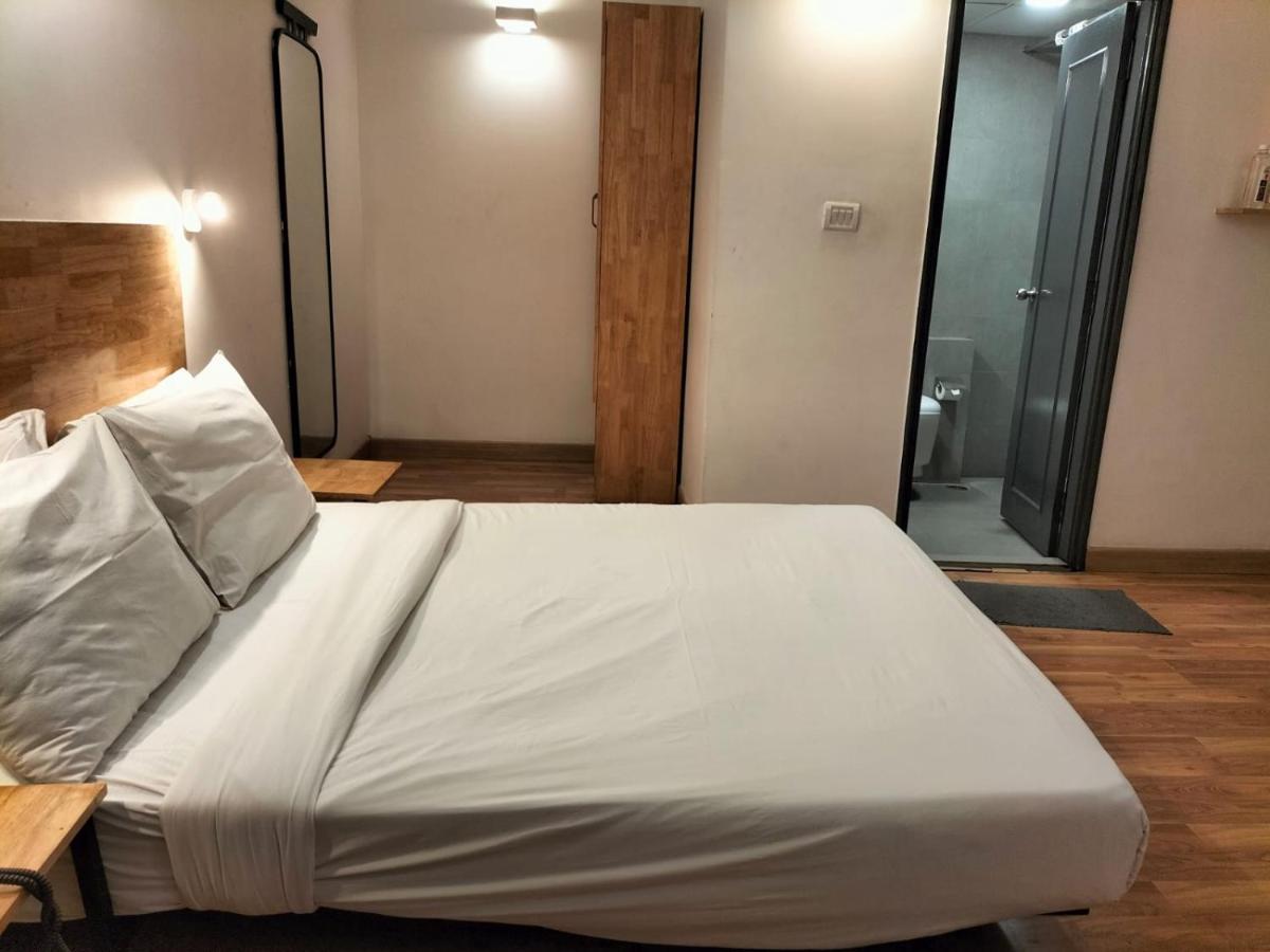 Upar Hotels Indiranagar Bangalore Eksteriør billede